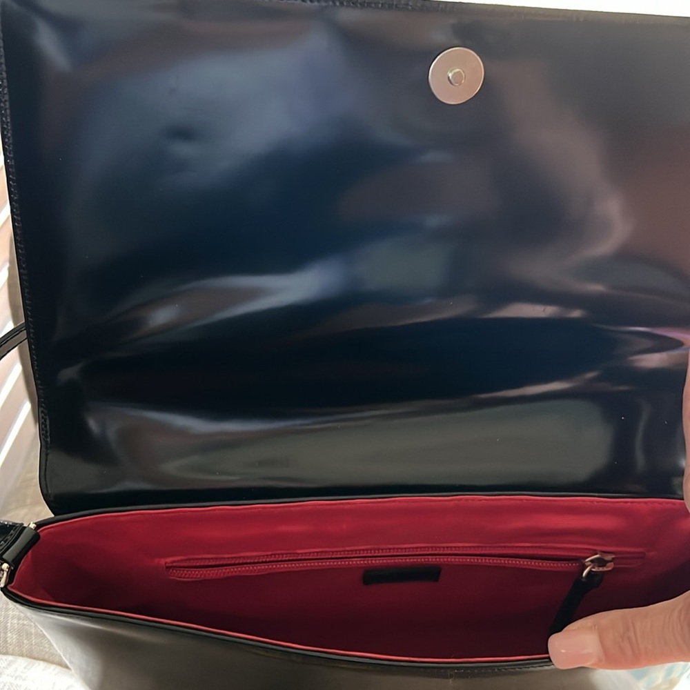 Handbag - Picture 3 of 4